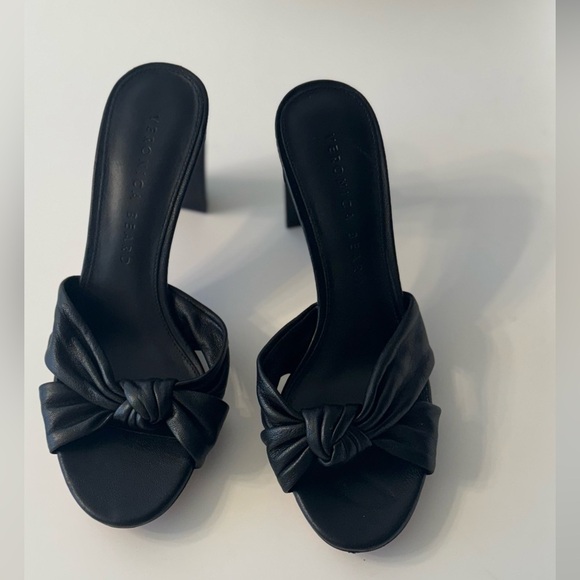 NWT Veronica Bear leather sandals size 6.5 - Picture 4 of 7